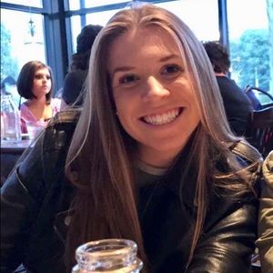 Meet your Posher, Maggee